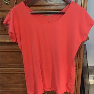 Coral colored t shirt